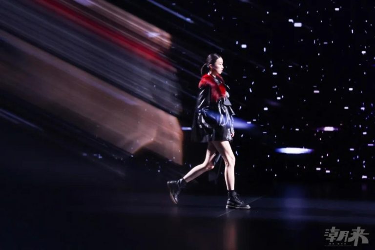 2025海宁时装周｜红红设计：海宁时尚潮韵，领航风尚万象