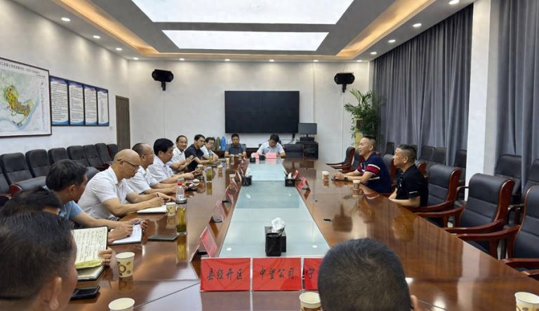 望江经开区与云达纺织签约 5 亿纺织项目落户