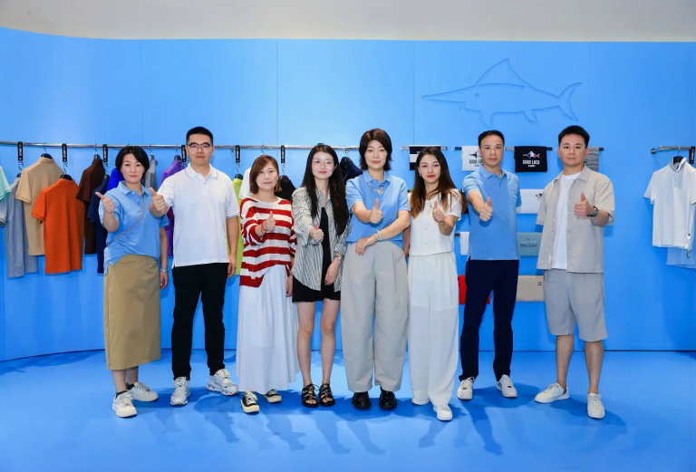 [启源·自然] 2025德鲨春夏订货会：海洋、户外与都市的奢感三重奏