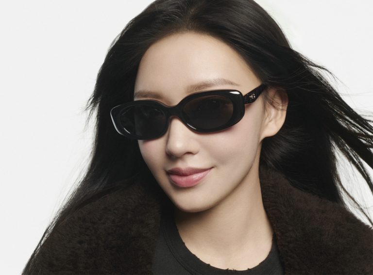 Coach宣布程潇成为眼镜品牌代言人