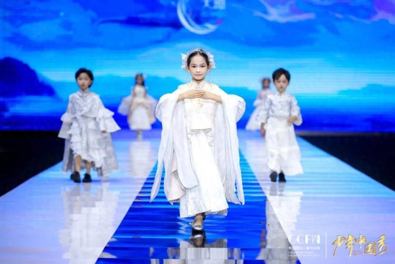 2025CCFW中国国际儿童时尚国庆嘉年华｜GUANJU关雎记