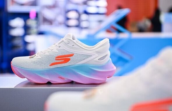 七度赴约进博会，斯凯奇以创新科技诠释”在中国，为中国”