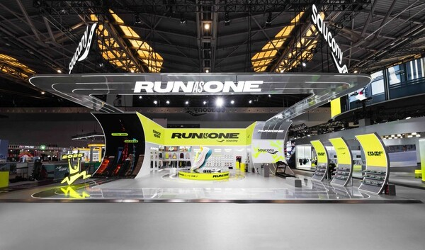 百年专业跑步品牌Saucony索康尼亮相2025年上海体博会 与全国跑者RUN AS ONE跑到一起