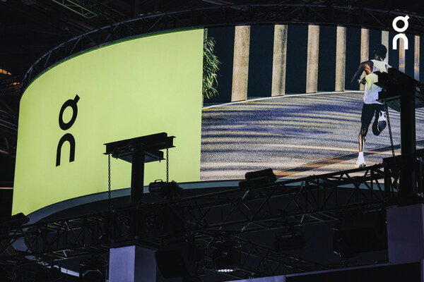 On昂跑再度亮相上海体博会