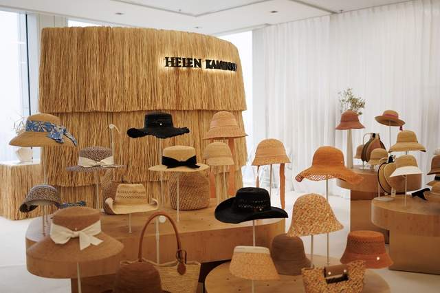 Helen Kaminski首度亮相上海时装周，以匠心叙事开启中国市场