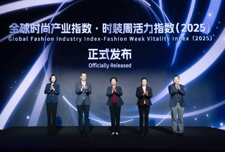 上海时装周跻身全球第四，硬核超越纽约