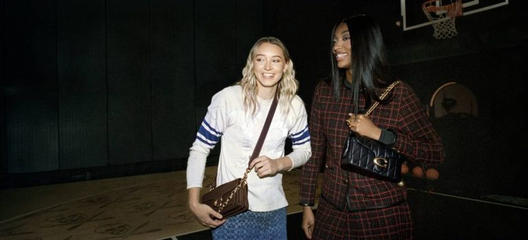 COACH品牌上线全新 Z 世代 “&COACH” 